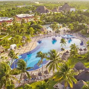 Курортный комплекс Bahia Principe Grand Coba Акумаль